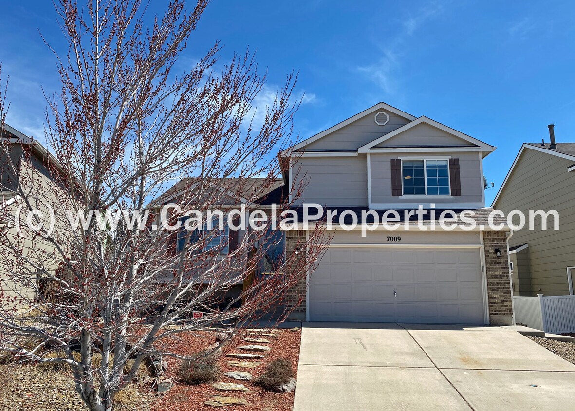 Primary Photo - 7009 Cabriolet Dr