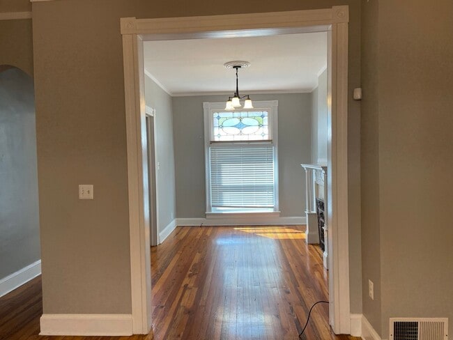 Building Photo - 2-Bedroom on Patterson Park in Highlandtow...