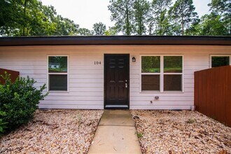 Building Photo - 1114 Chaney Rd