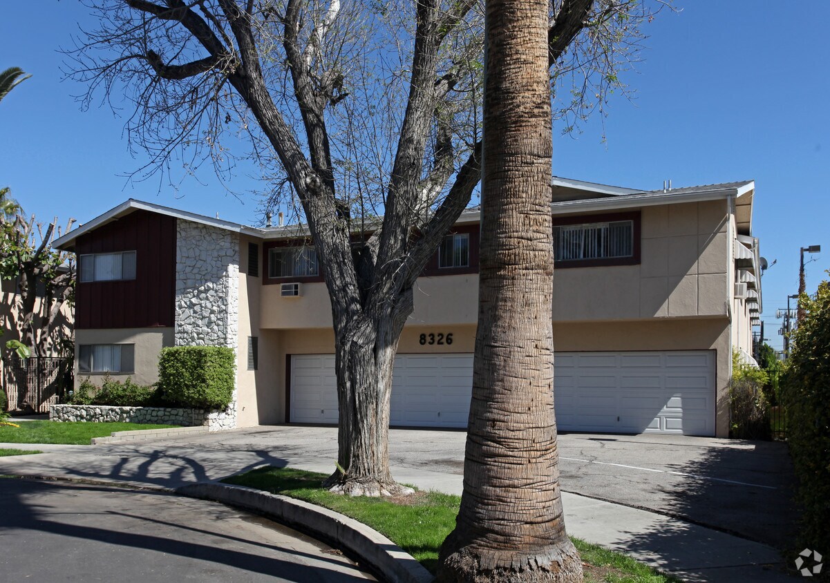 Building Photo - 8326 Amigo Ave