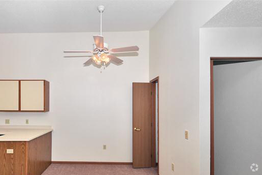 Dining Area - Park City Apartments