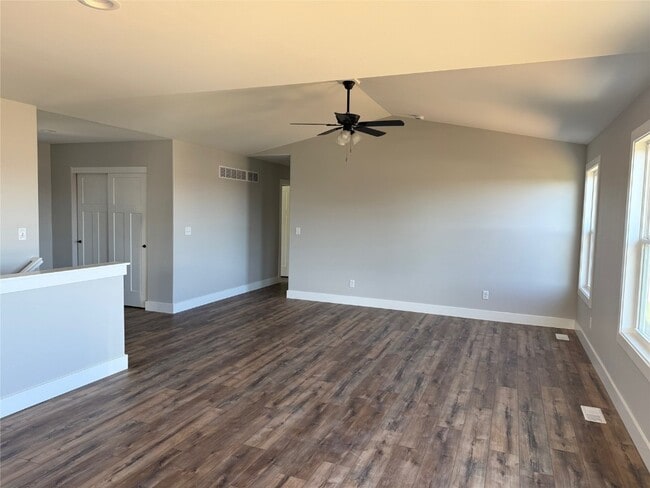 Building Photo - 1145 Marathon Dr