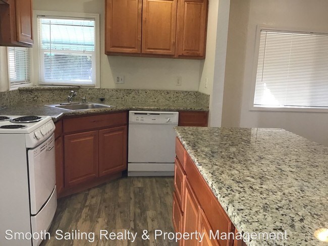 Building Photo - 2 br, 1 bath House - 3749 9th Ave #A