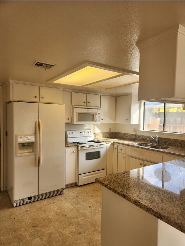 Foto principal - 1523 Wade Dr