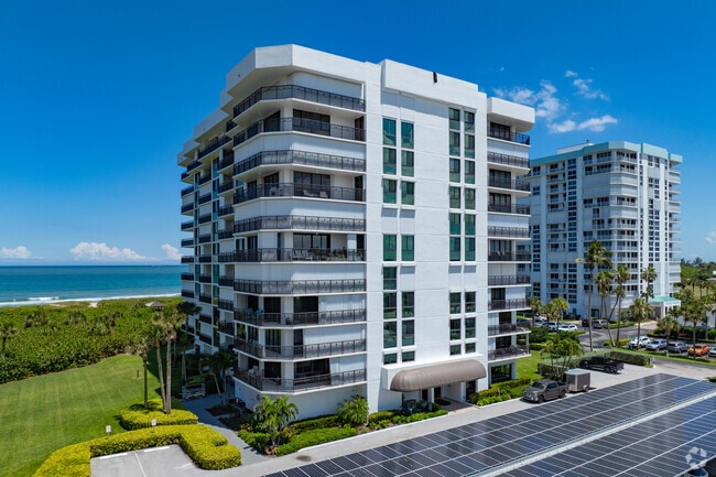 The Barclay Beach Club