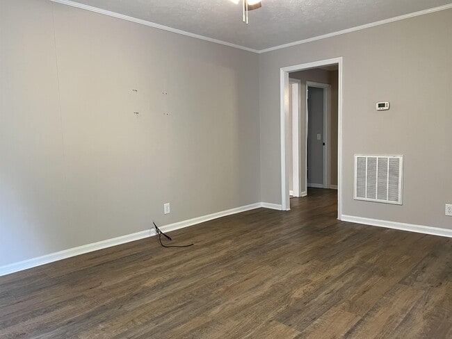 Building Photo - 508 Mayfield Ave