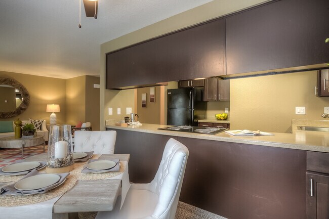 Foto del edificio - Oak Hill Apartments