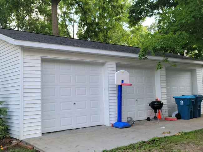 Building Photo - 619 Axtell St