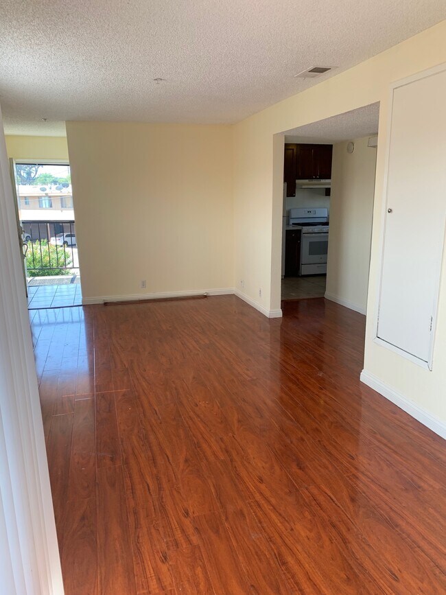 Foto del edificio - 1113 Circle City Dr