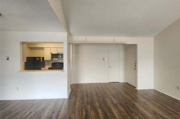 Foto del edificio - 6050 Melody Ln