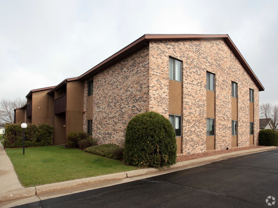Building Photo - Chateau East Apartments