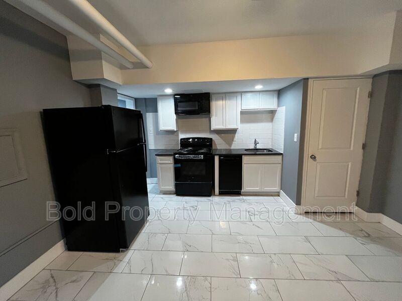 50 N 11th St Unit 7, Reading, PA 19601 Condo for Rent in Reading, PA