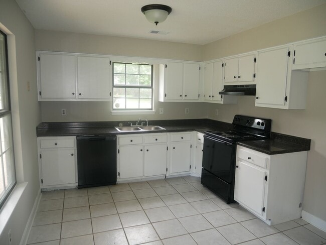 Building Photo - 3670 Buckingham Cove E