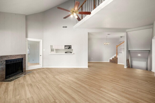 Foto del edificio - 4144 Greystone Way