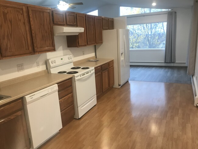 Building Photo - 25819 Berryhill Rd