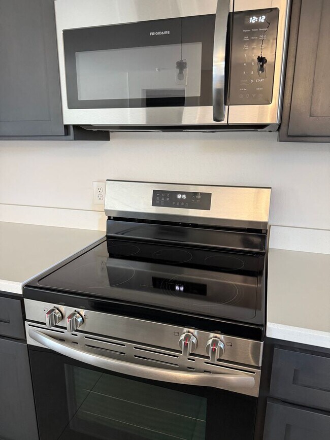 Foto del edificio - 12682 E 50th Ln