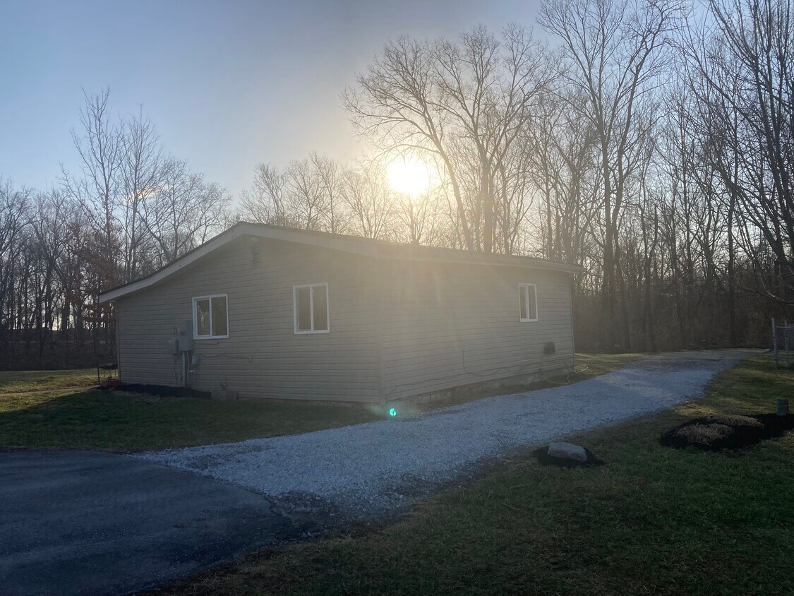 Foto principal - 533 Jericho Rd