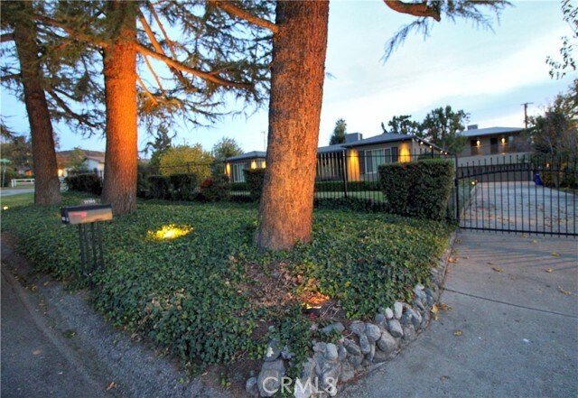 Foto del edificio - 35385 Yucaipa Blvd