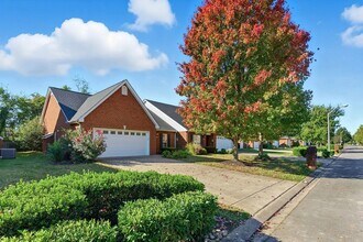 Building Photo - 2749 Waywood Dr