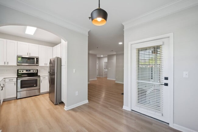 Building Photo - The Reserve at Meadowmont Apartments and Townhomes