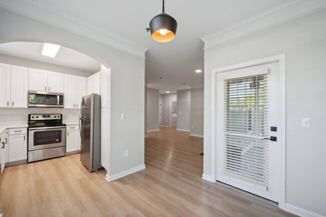 Foto del edificio - The Reserve at Meadowmont Apartments and Townhomes