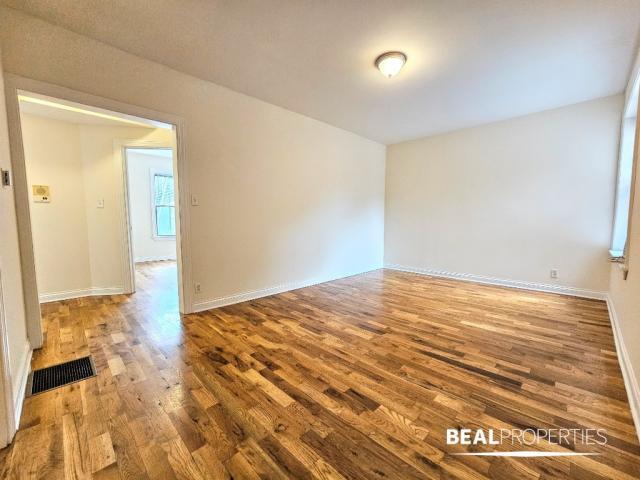 Foto principal - 2 bedroom in CHICAGO IL 60613