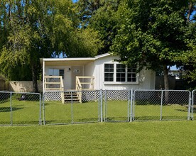 Building Photo - 142 Aspen