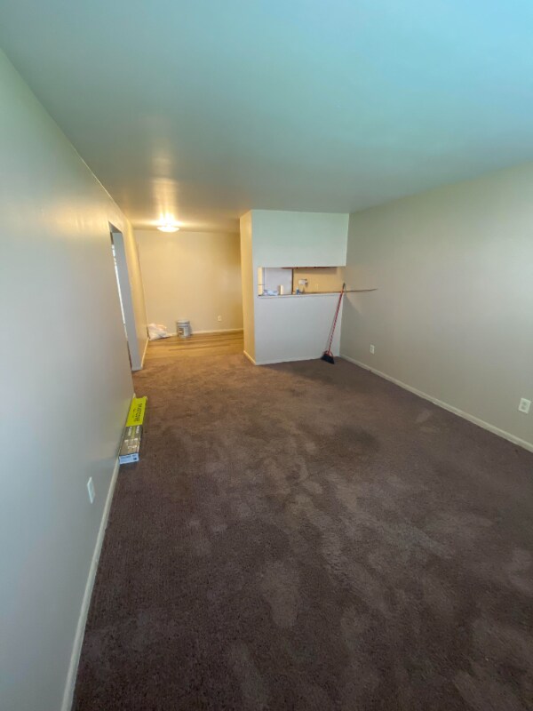 4991 Arbor Village Dr Unit B20, Columbus, OH 43214 Room for Rent in