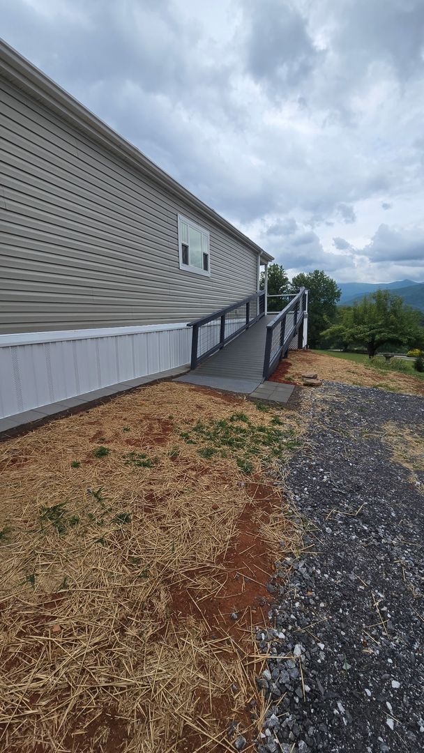 Building Photo - 557 Monteith Branch Rd