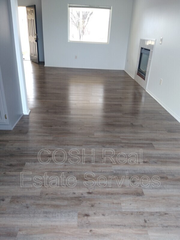 Foto del edificio - 750 Plantation Rd