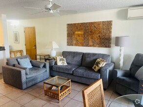 Building Photo - 2430 S Kihei Rd