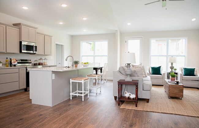 Foto del edificio - 8115 Chapel Hill Ln