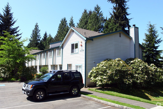 Foto del edificio - Hill Crest Condominiums