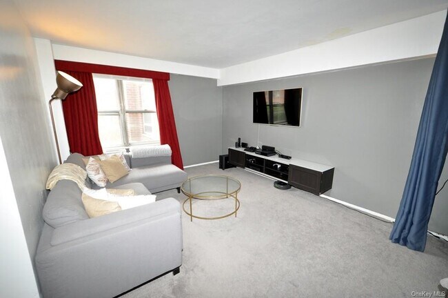 Foto del edificio - 281 Garth Rd