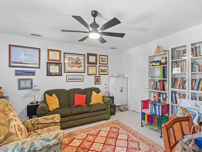 Foto del edificio - 1643 Baseline Ln