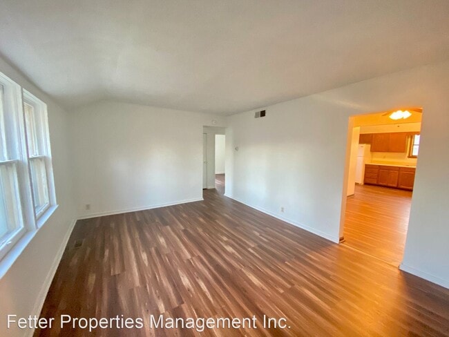 Building Photo - 2 br, 1 bath House - 22 S. Congress Avenue