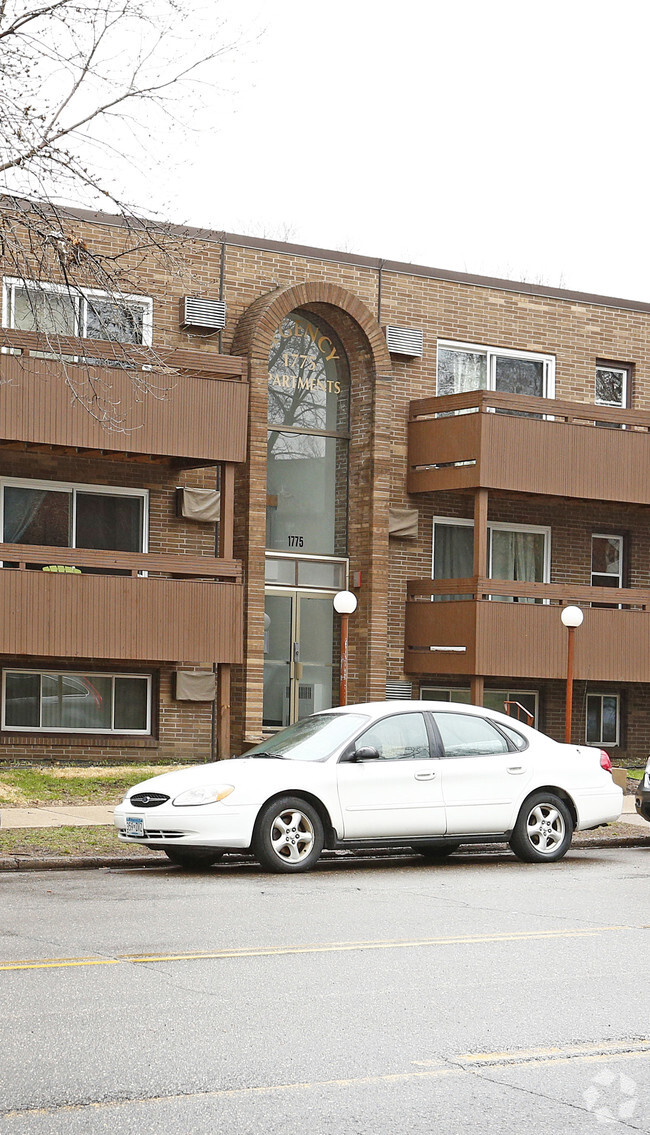 Building Photo - Regency Apartments