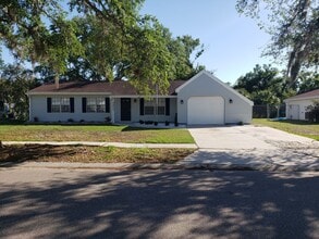 Building Photo - 4433 McKibben Dr