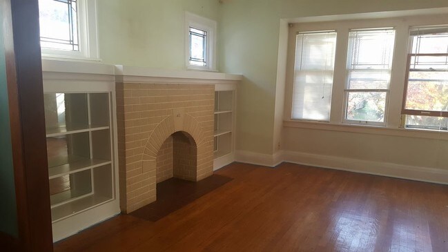 Foto del edificio - 2462 N 51st St