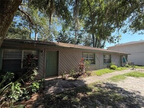 Building Photo - 2644 SW 31st Pl
