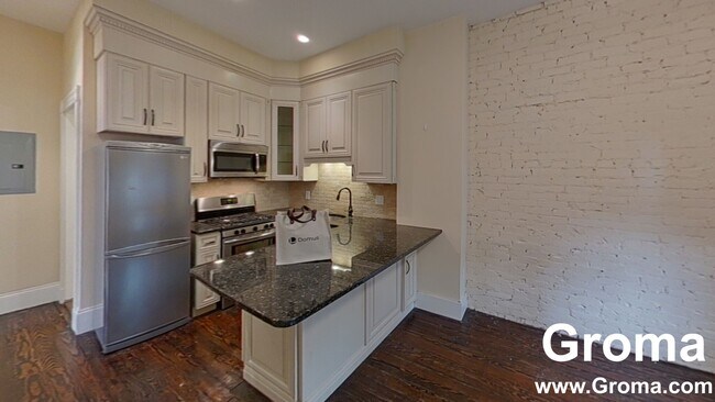 Foto del edificio - 1526 Tremont St