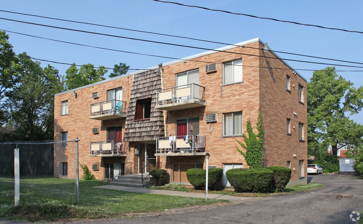 Primary Photo - 3335 Stanhope Ave