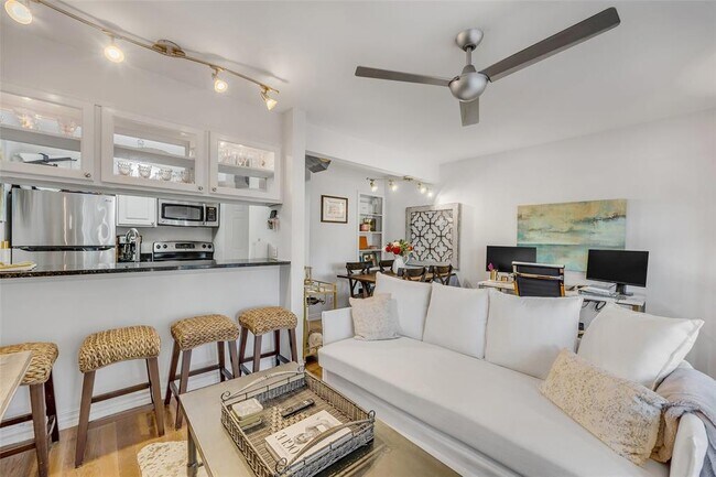 Foto del edificio - 1510 W 6th St