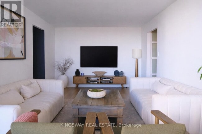 Photo du bâtiment - 75 Graydon Hall Dr