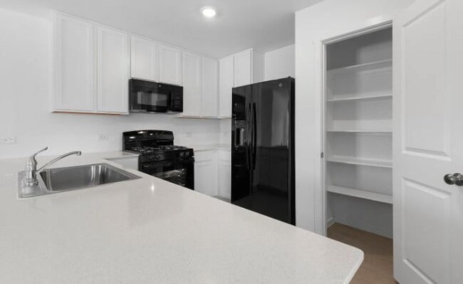 Building Photo - 3714 Chambray Dr