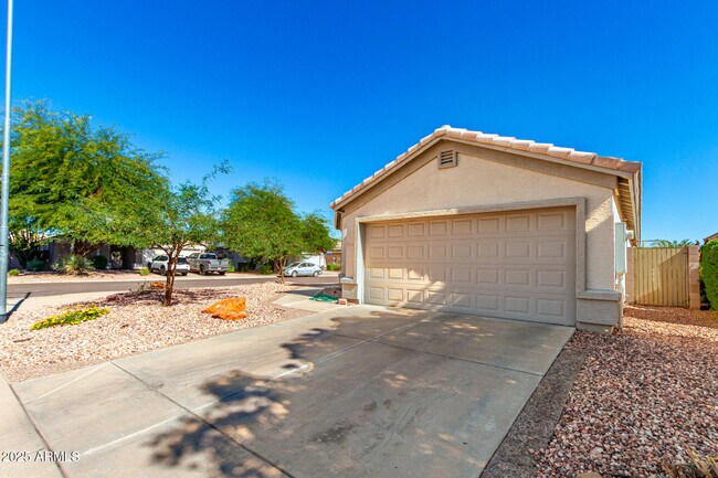 Building Photo - 21831 N 32nd Ave