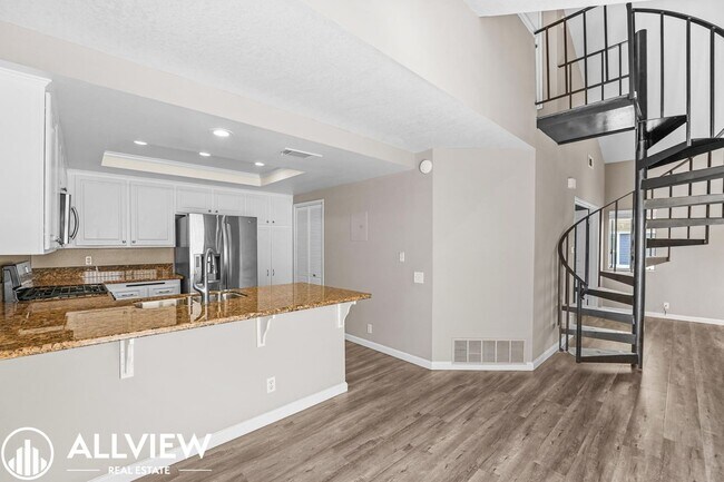 Foto del edificio - 2 Bedroom, 2 Bathroom Updated Townhome in ...