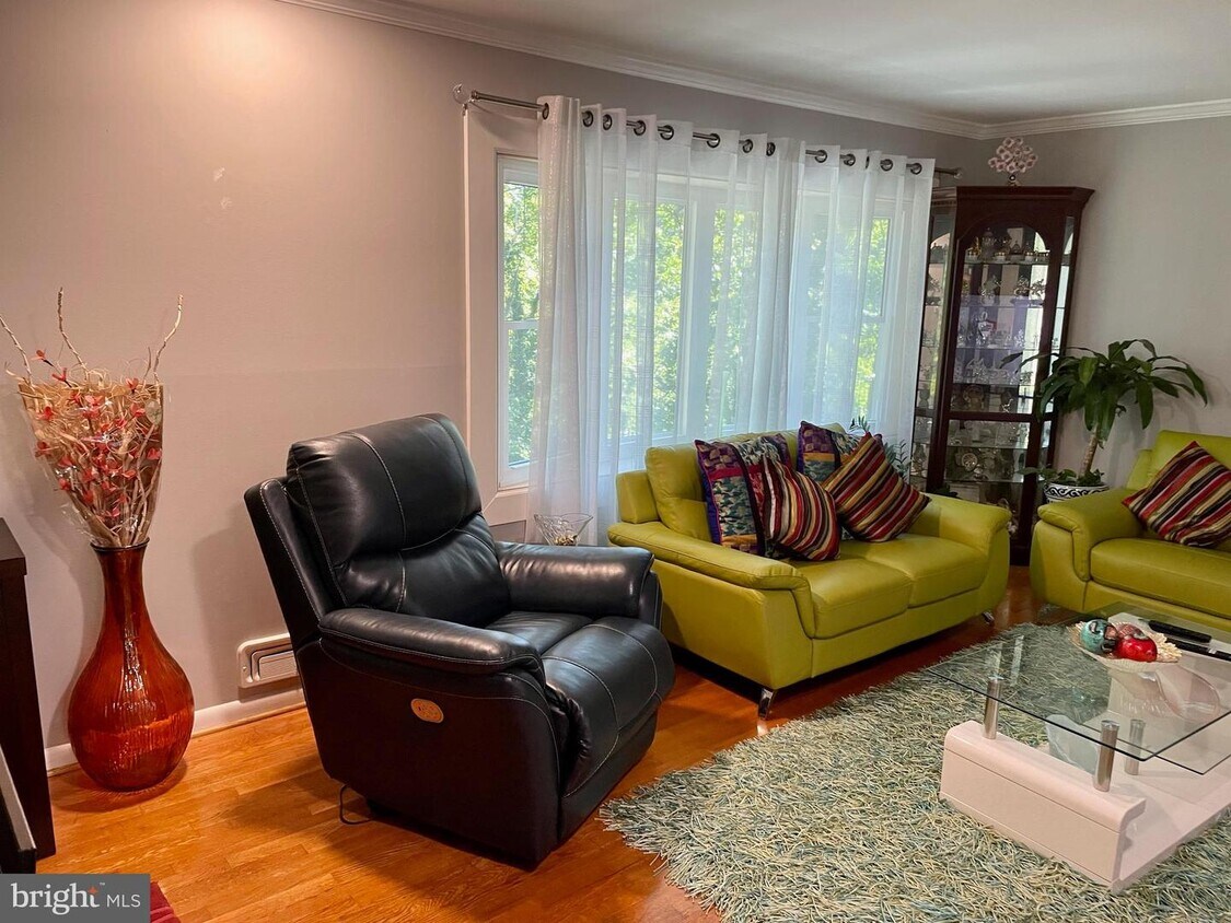 6316 Gormley Pl, West Springfield, VA 22152 House Rental in West