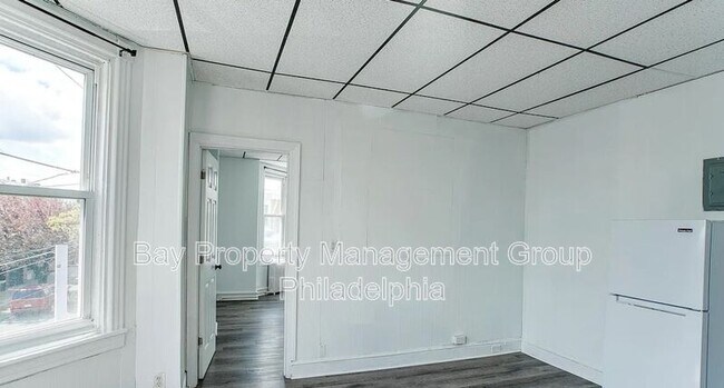 Foto del edificio - 1649 Allengrove St