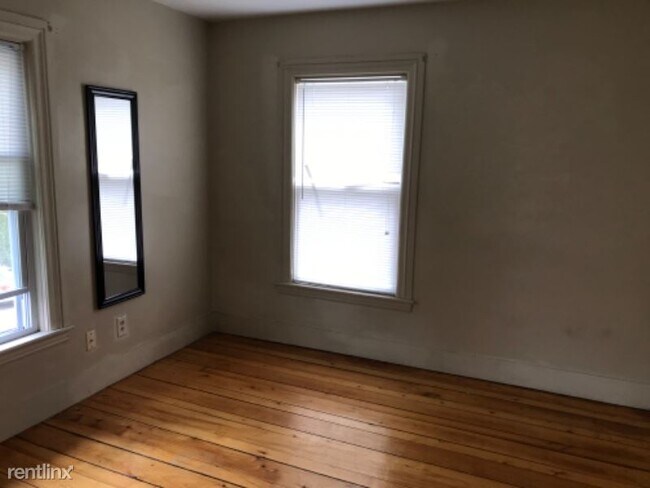 Foto del edificio - 3 br, 1 bath Apartment - 7 Hope Street